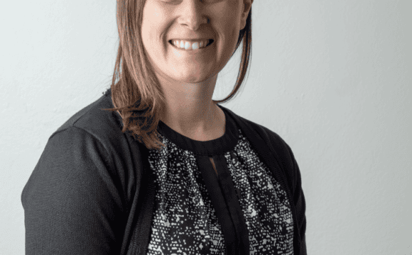 Welcome Kay Lovus – Physiotherapist!